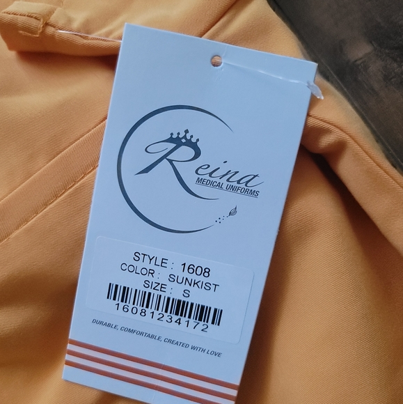 NWT Reina V-Neck 3 Welt Pockets Luxe Stretch Jogger Pants Size Small Sun… - Picture 10 of 16